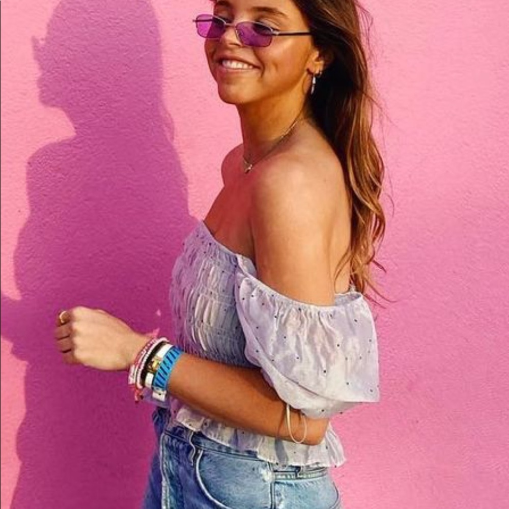 CUTE LIGHT PURPLE TOP!